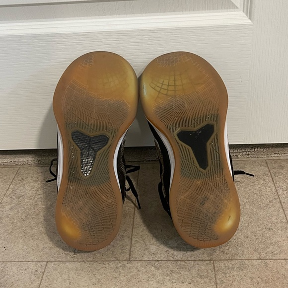 Kobe AD - Picture 2 of 7